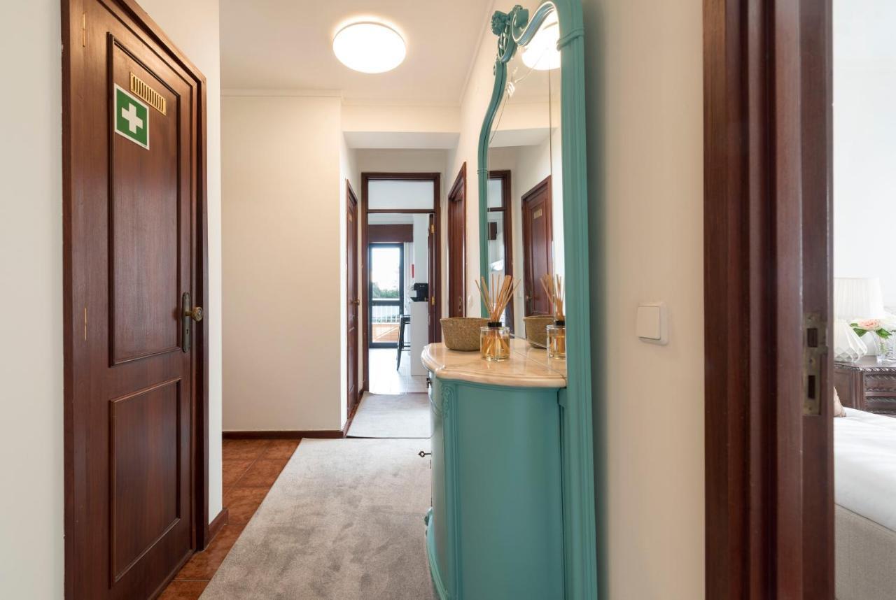 Lovelystay - Newly Decorated 2br Flat With Free Parking Apartment *